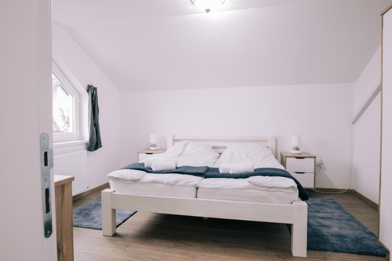 Tulip Guest House Ii. Palić Buitenkant foto
